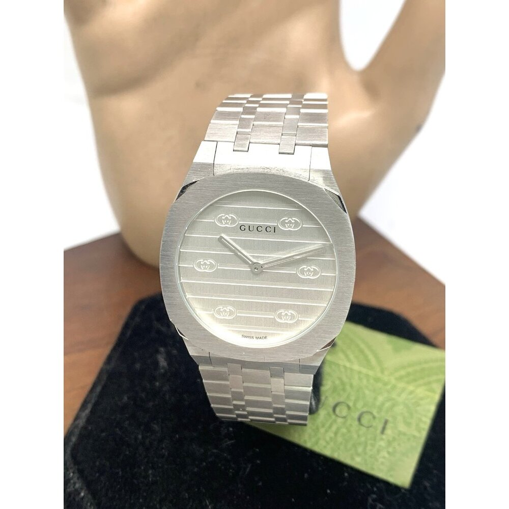 Gucci Women's Watch YA163501 Swiss Quartz 25H Silver Dial Stainless Steel 30mm